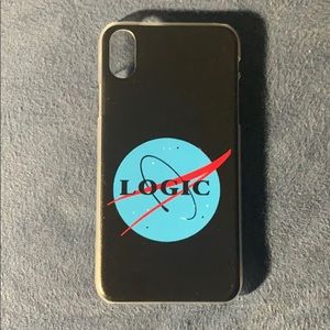 IPHONE XR Logic snap on case